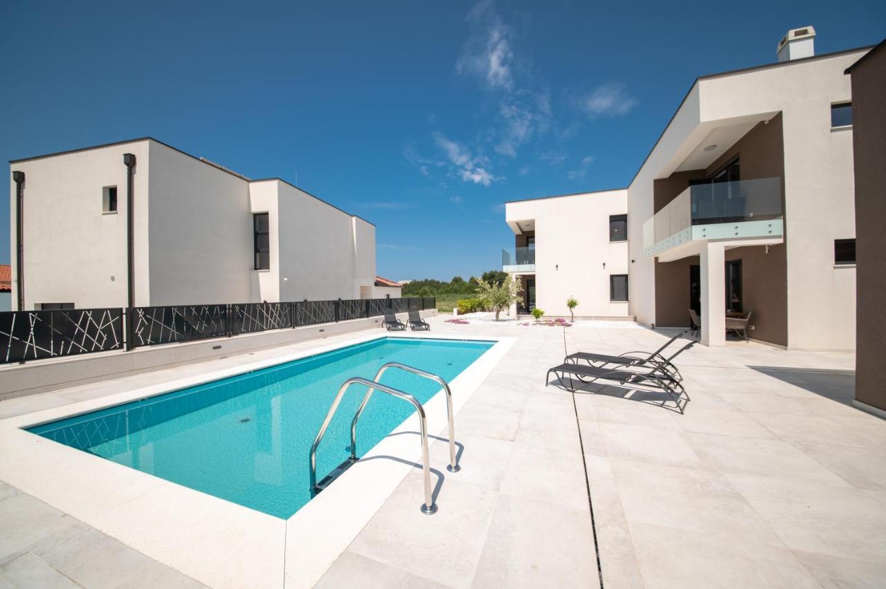 Vrsi Seaside Heights Apartments Экстерьер фото
